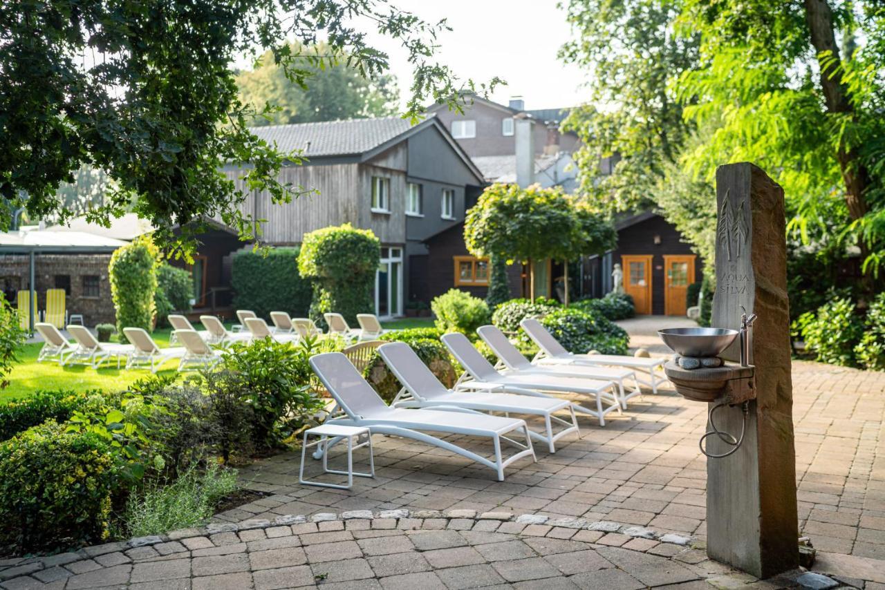 Waldhotel Tannenhaeuschen Wesel  Exterior photo