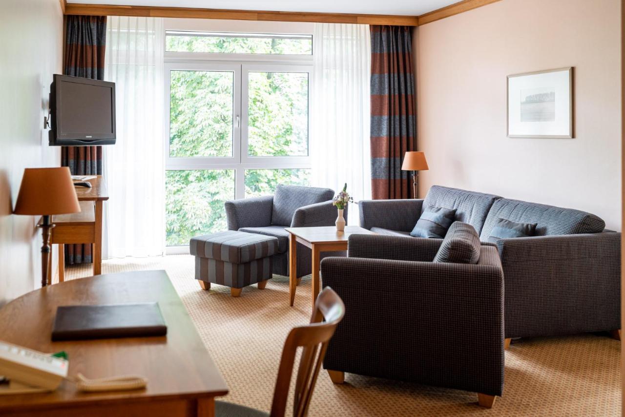 Waldhotel Tannenhaeuschen Wesel  Exterior photo
